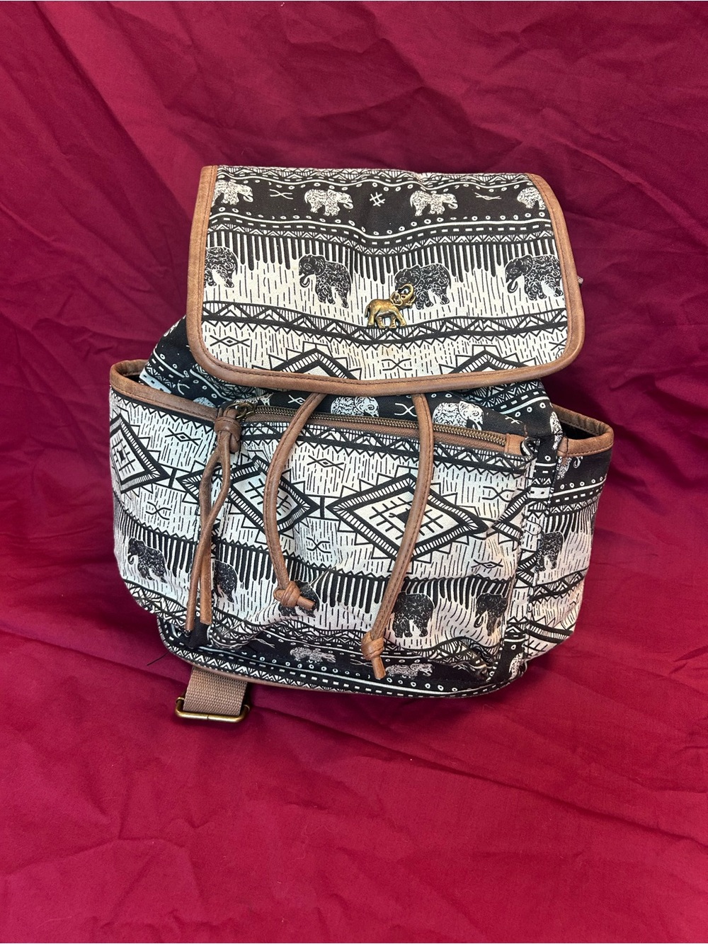Elephant Drawstring Backpack - Picture 1 of 11